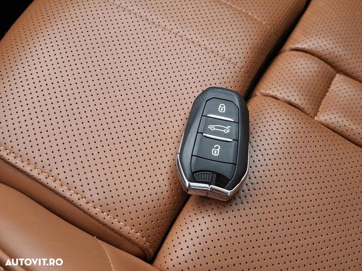 DS Automobiles DS 7 Crossback 1.6 PHeV AWD 300 EAT8 OPERA - 17