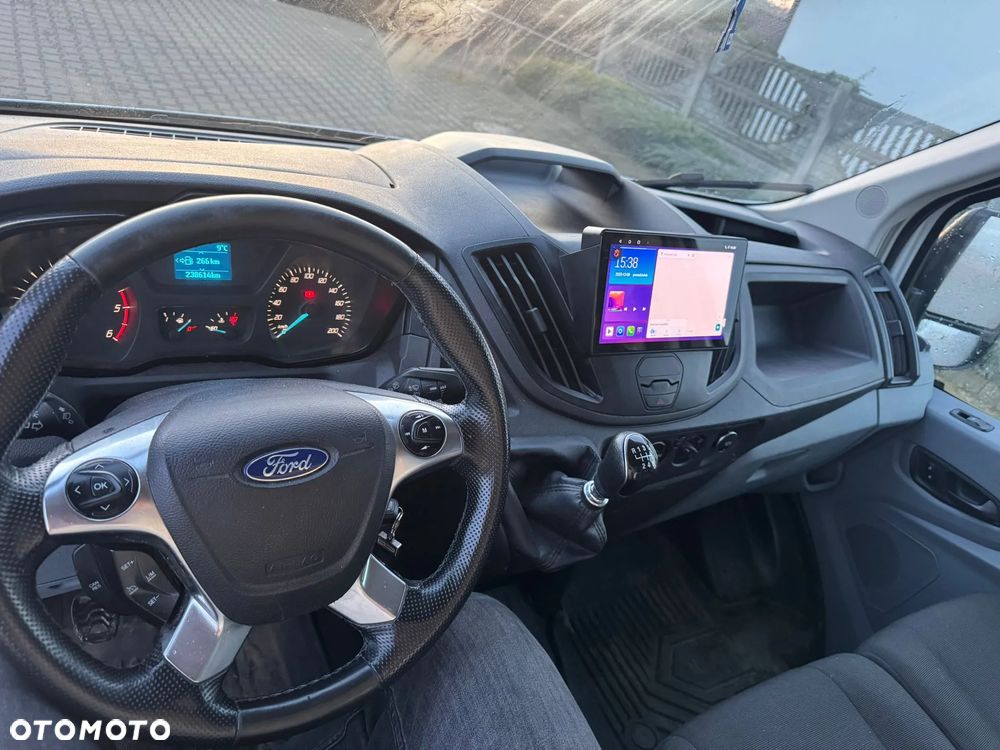 Ford Transit - 8
