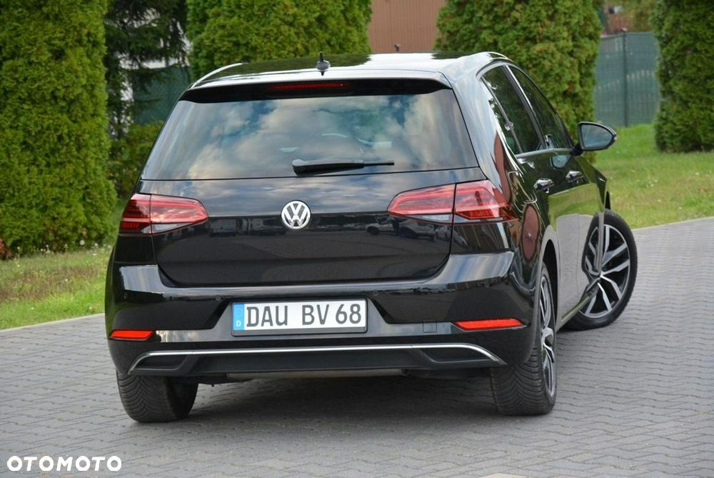 Volkswagen Golf 1.5 TSI ACT DSG Sound - 14