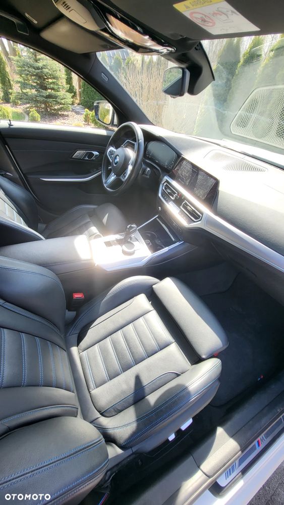 BMW Seria 3 330e M Sport sport - 12