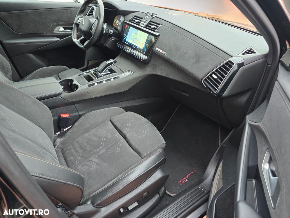 DS Automobiles DS 7 Crossback - 11