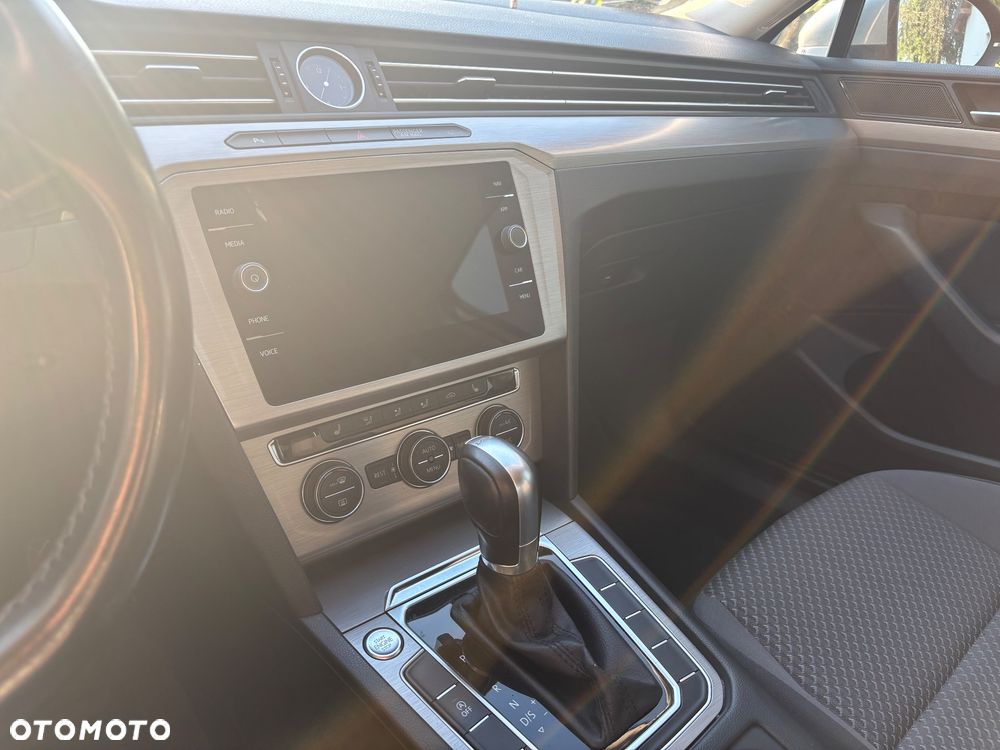 Volkswagen Passat 1.5 TSI EVO Trendline DSG - 9