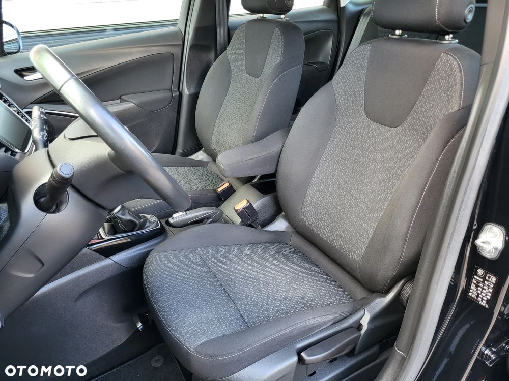 Opel Crossland 1.2 Design Line - 18
