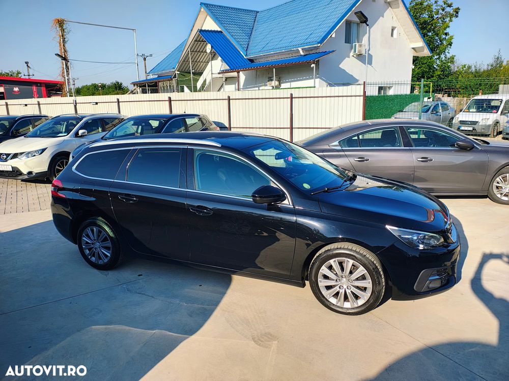 Peugeot 308 - 10