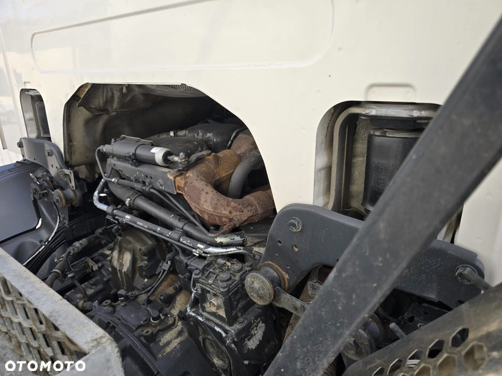Scania P 360 6x4 - 22