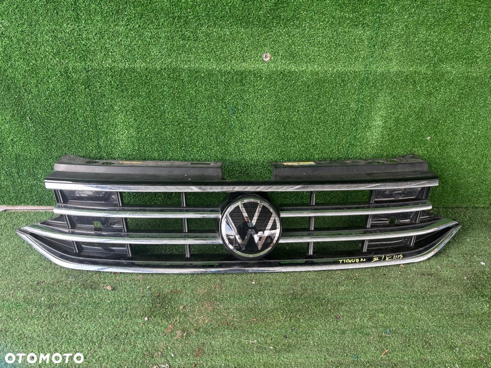 VW Tiguan 5NN lift Atrapa ,Grill na radar 5NN 853 653 C - 1