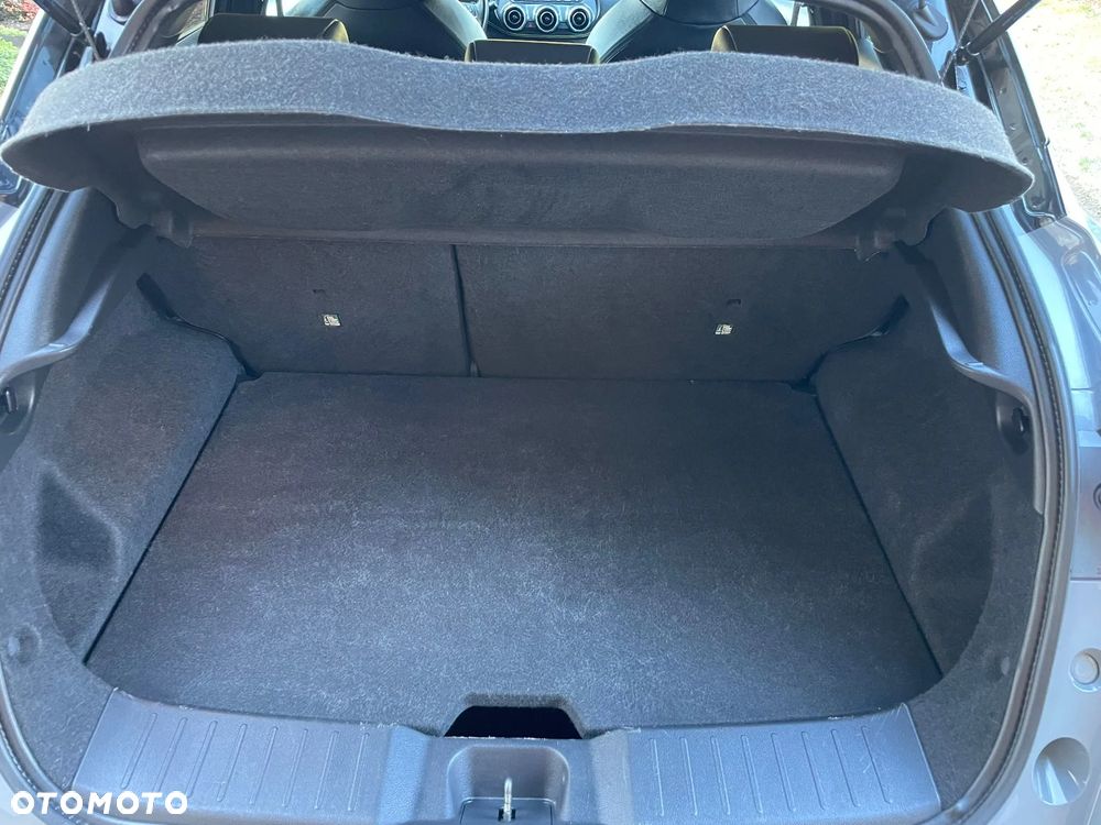 Nissan Juke 1.0 DIG-T DCT Kiiro - 5