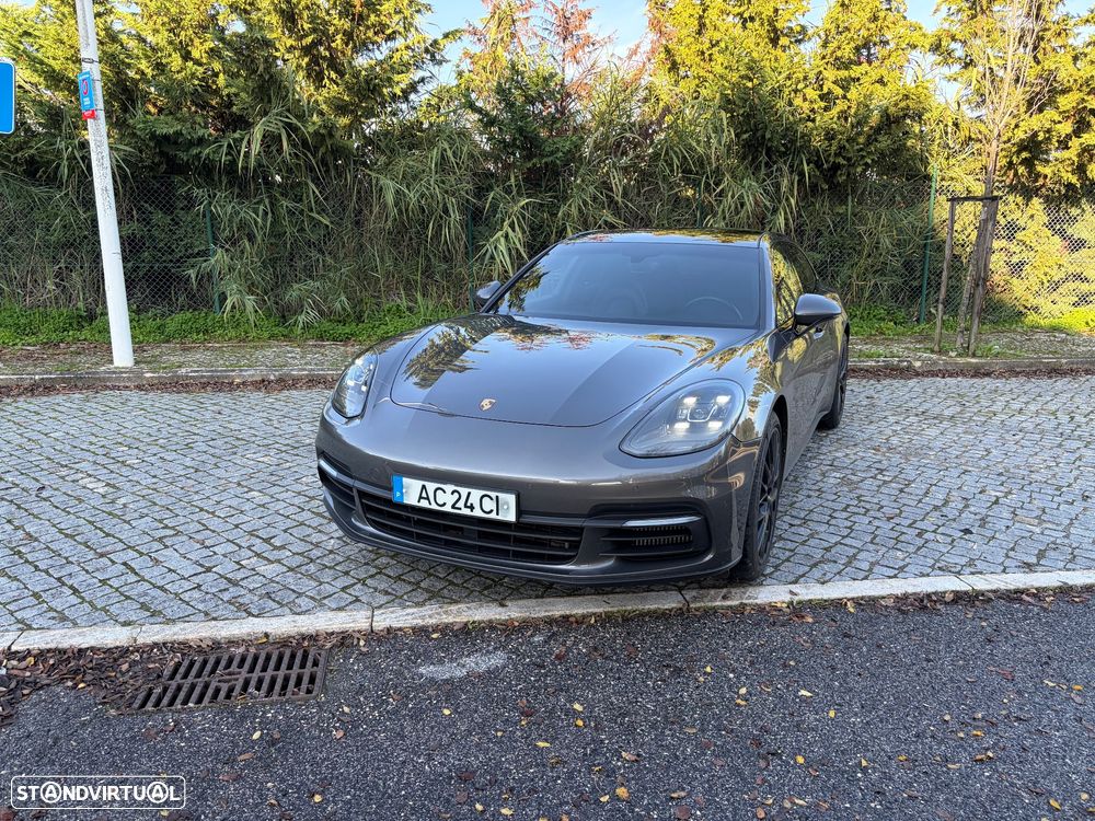 Porsche Panamera Sport Turismo 4S - 1