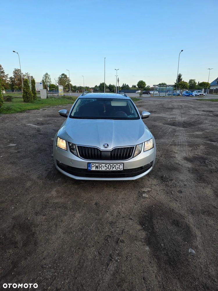 Skoda Octavia 1.6 TDI Ambition - 12