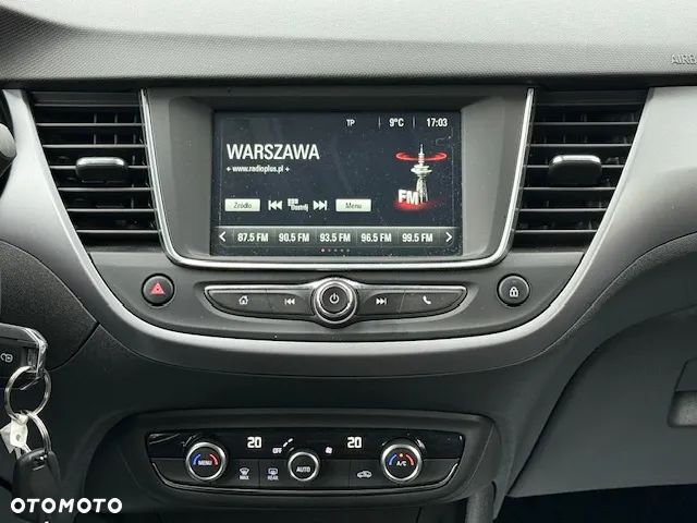 Opel Crossland X - 8