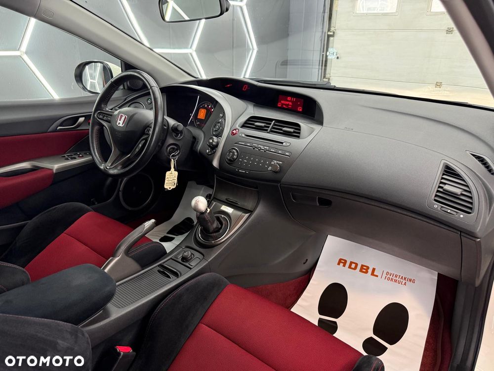 Honda Civic 2.0 i-VTEC Type R Championship White Edition - 26