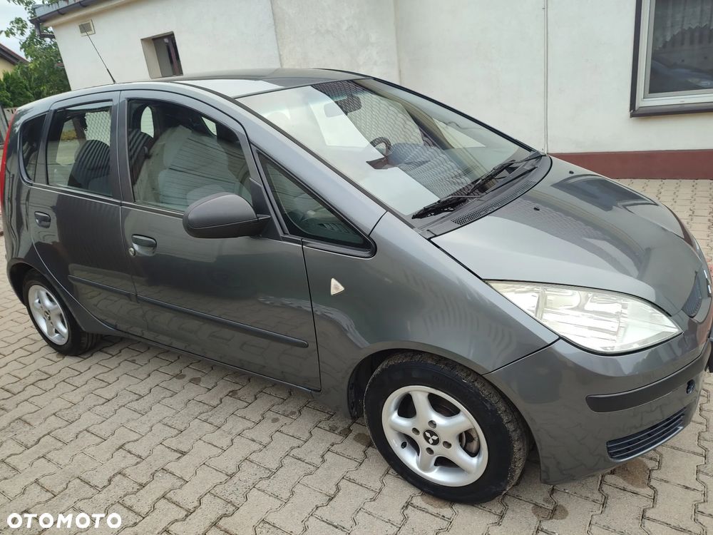 Mitsubishi Colt 1.1 Invite - 2
