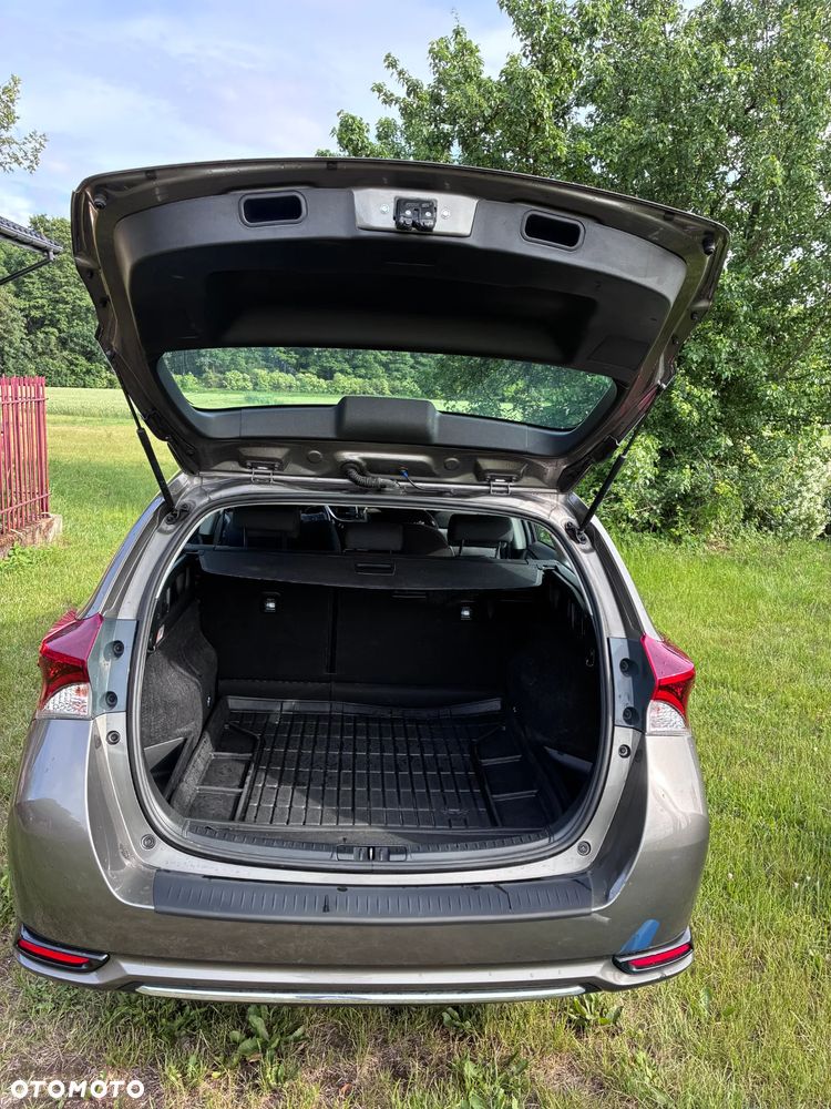 Toyota Auris 1.6 Active - 9