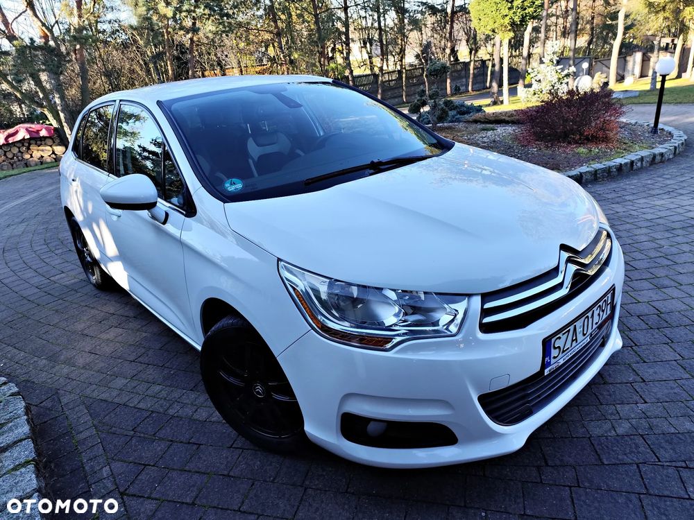 Citroën C4 e-HDi 110 Stop/Start System Selection - 1