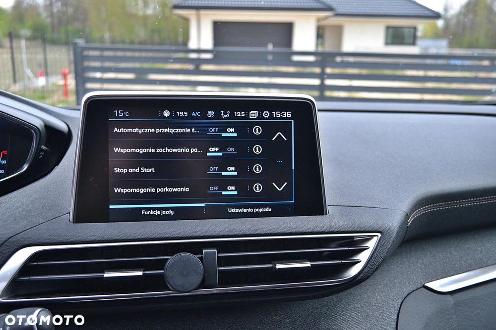 Peugeot 3008 1.5 BlueHDi GT S&S EAT8 - 33