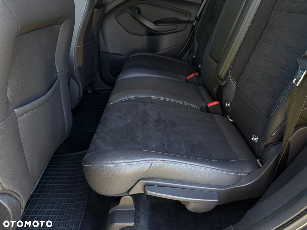 Ford Kuga 2.0 TDCi AWD ST-Line - 35