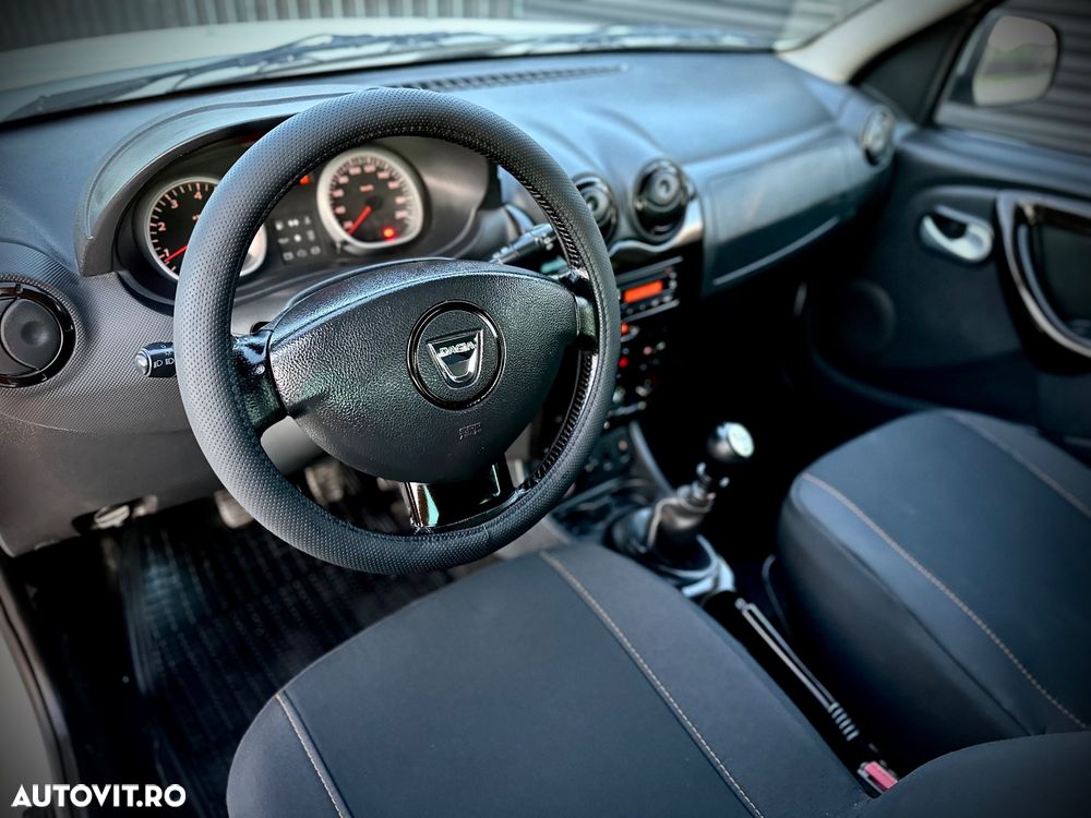 Dacia Duster 1.5 dCi 4x4 Prestige - 13