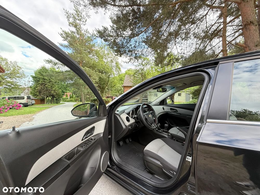 Chevrolet Cruze 2.0 VDCi LS+ - 13