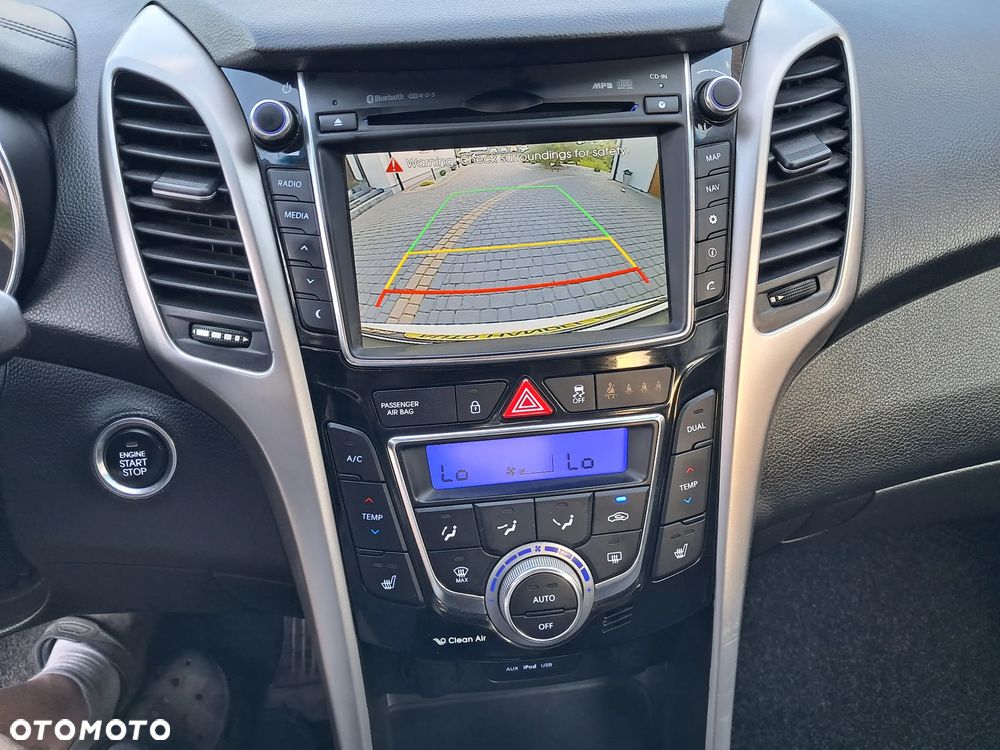 Hyundai i30 blue 1.6 CRDi DCT Premium - 30
