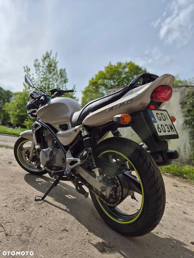 Kawasaki ER - 9