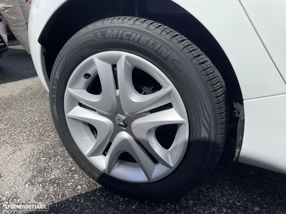 Renault Zoe (c/ Bateria) 41 kwh Life - 32