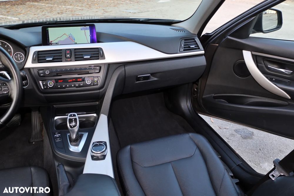 BMW Seria 3 320d Aut. - 19