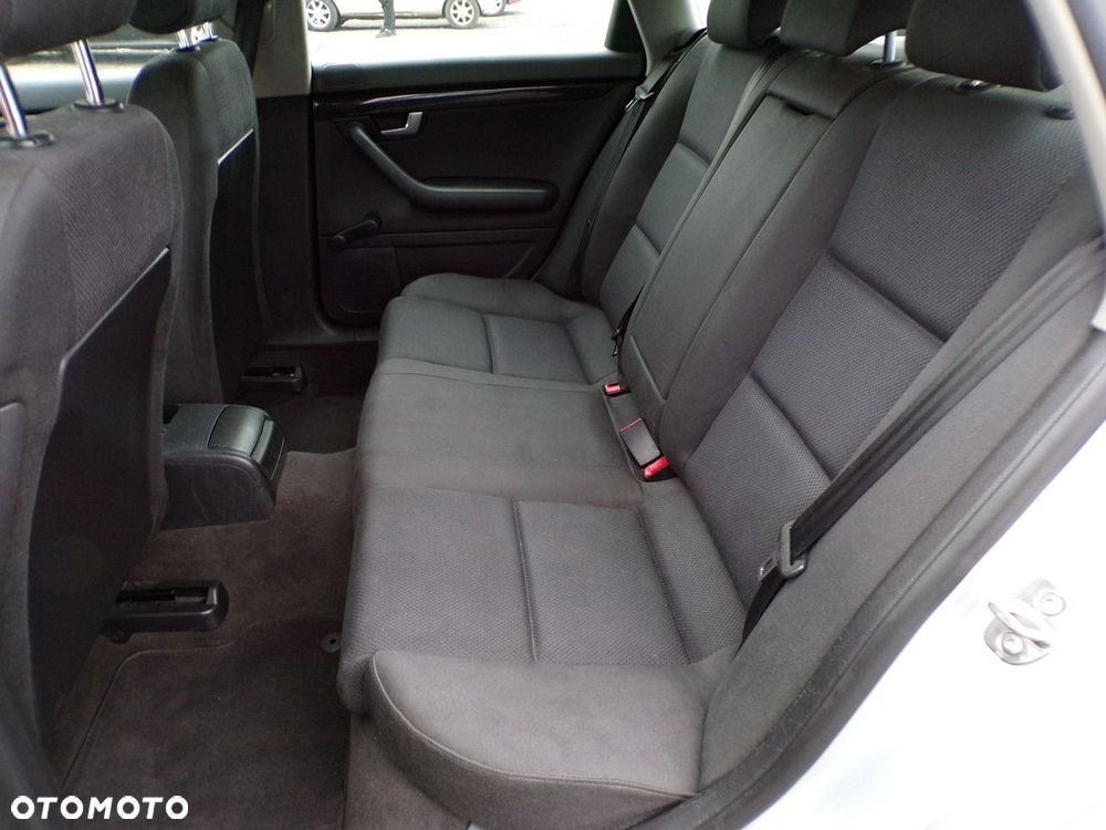Audi A4 Avant - 20