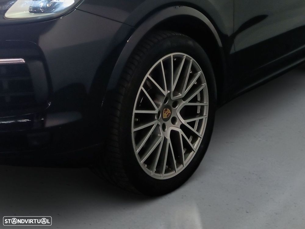 Porsche Cayenne E-Hybrid - 10