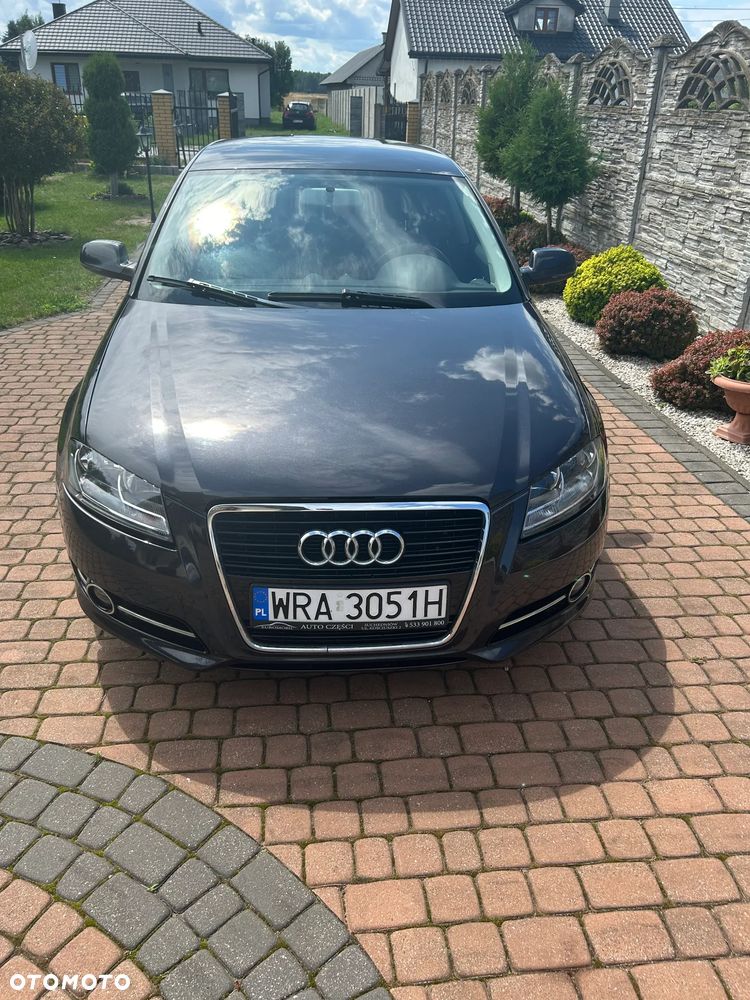 Audi A3 Sportback 2.0 TDI DPF Ambiente - 2