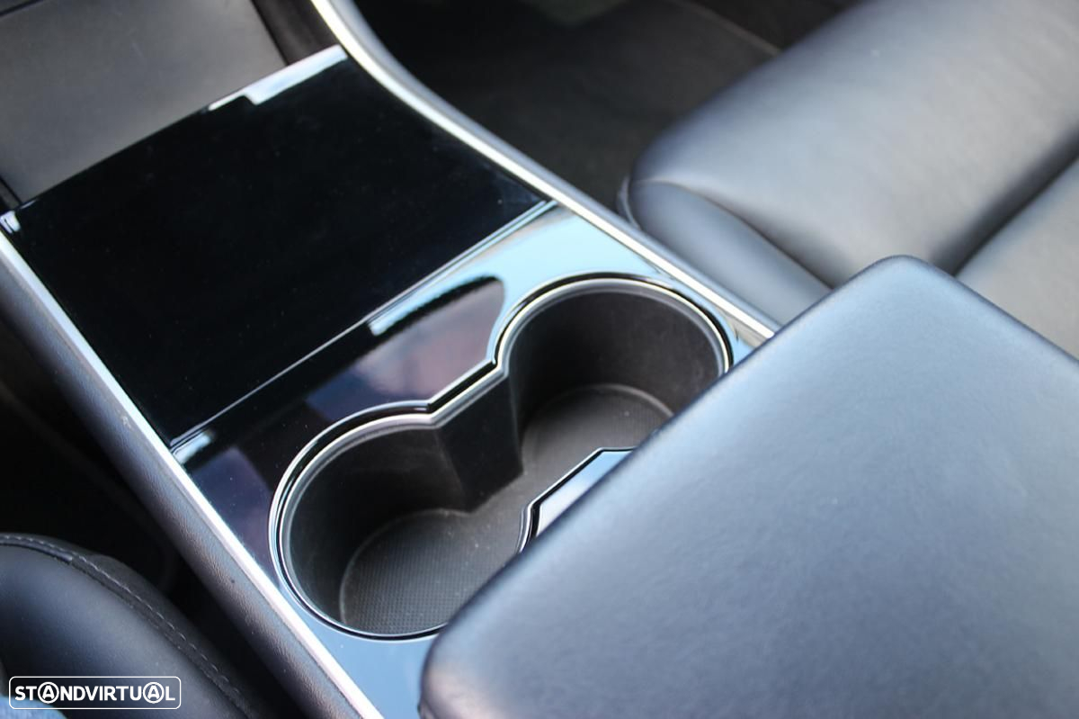 Tesla Model 3 Long-Range Dual Motor AWD - 25