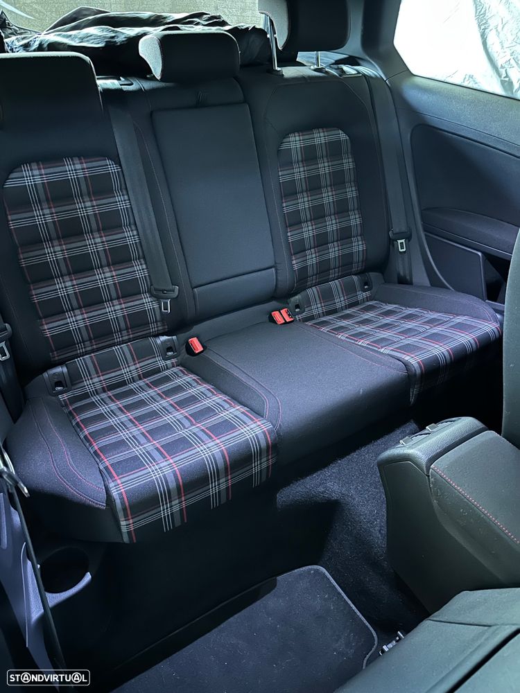 VW Golf 2.0 TSi GTi DSG - 13