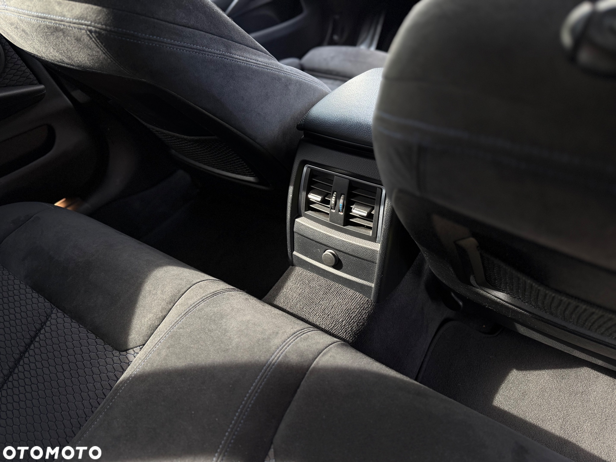 BMW Seria 4 420d xDrive M Sport - 17