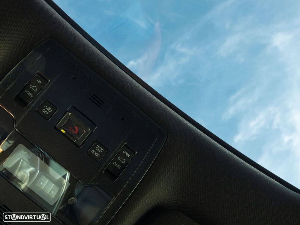 Lexus UX 250h Sport (Ecrã 12.3) - 35