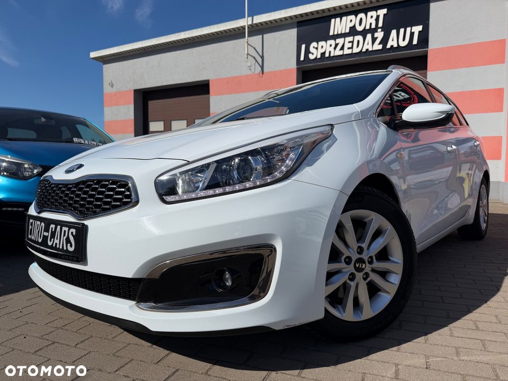 Kia Ceed 1.4 CVVT Dream Team Edition - 1