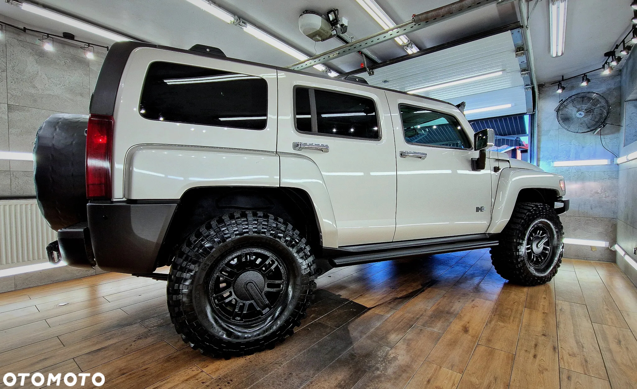 Hummer H3 Alpha - 8