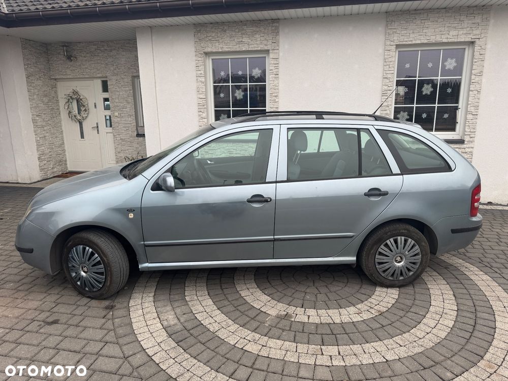 Skoda Fabia - 11
