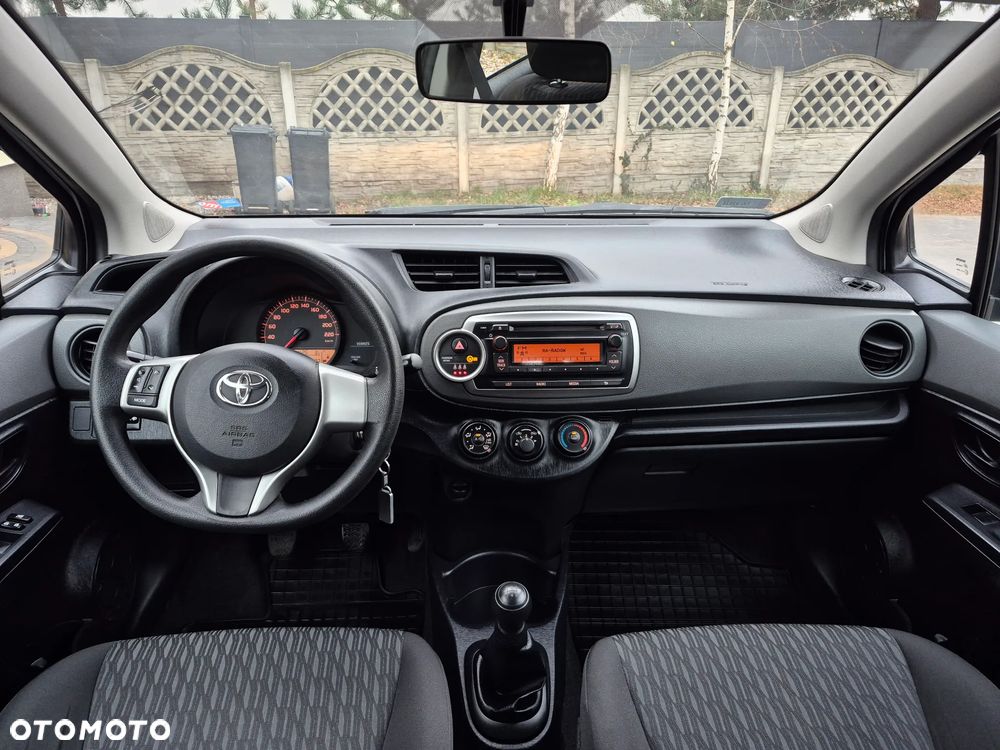 Toyota Yaris 1.0 VVT-i - 7