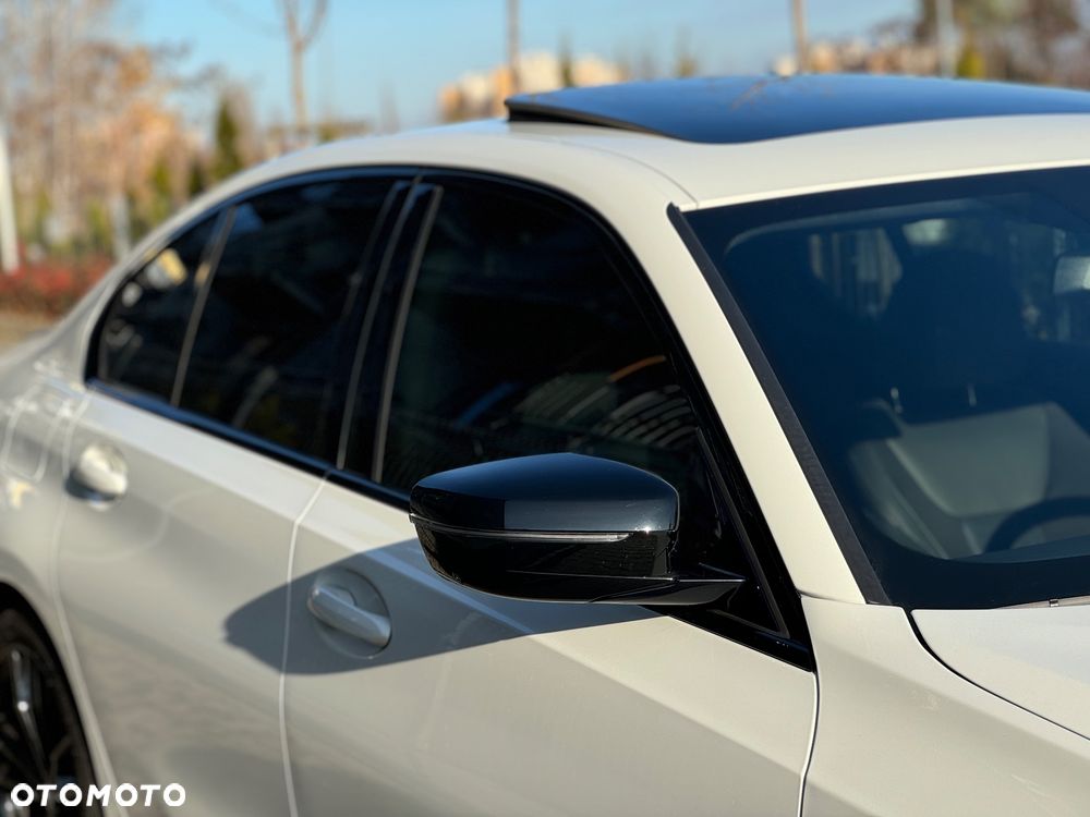BMW Seria 3 330i M Sport sport - 8