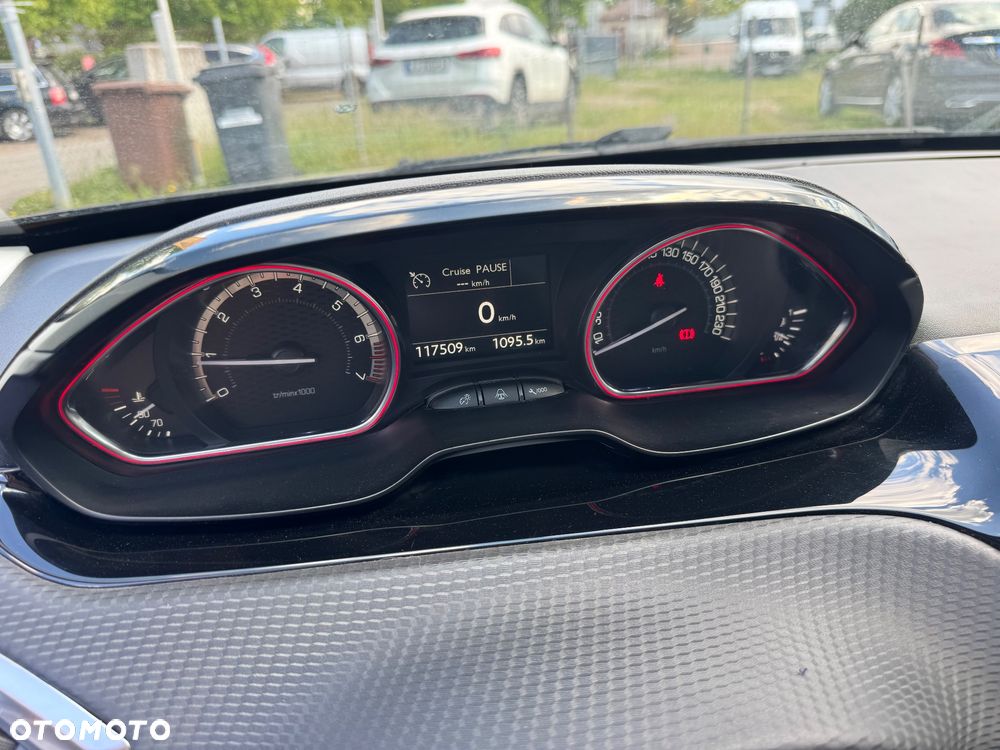 Peugeot 2008 PureTech 110 Stop&Start GT-Line Edition - 22