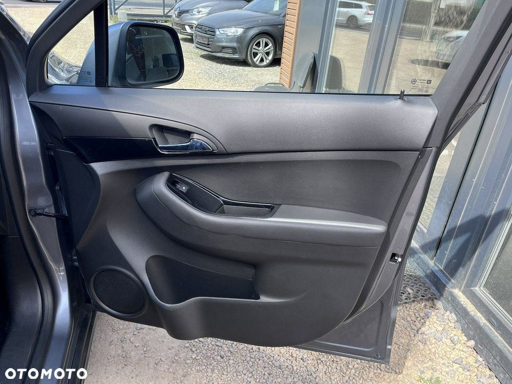 Chevrolet Orlando - 17