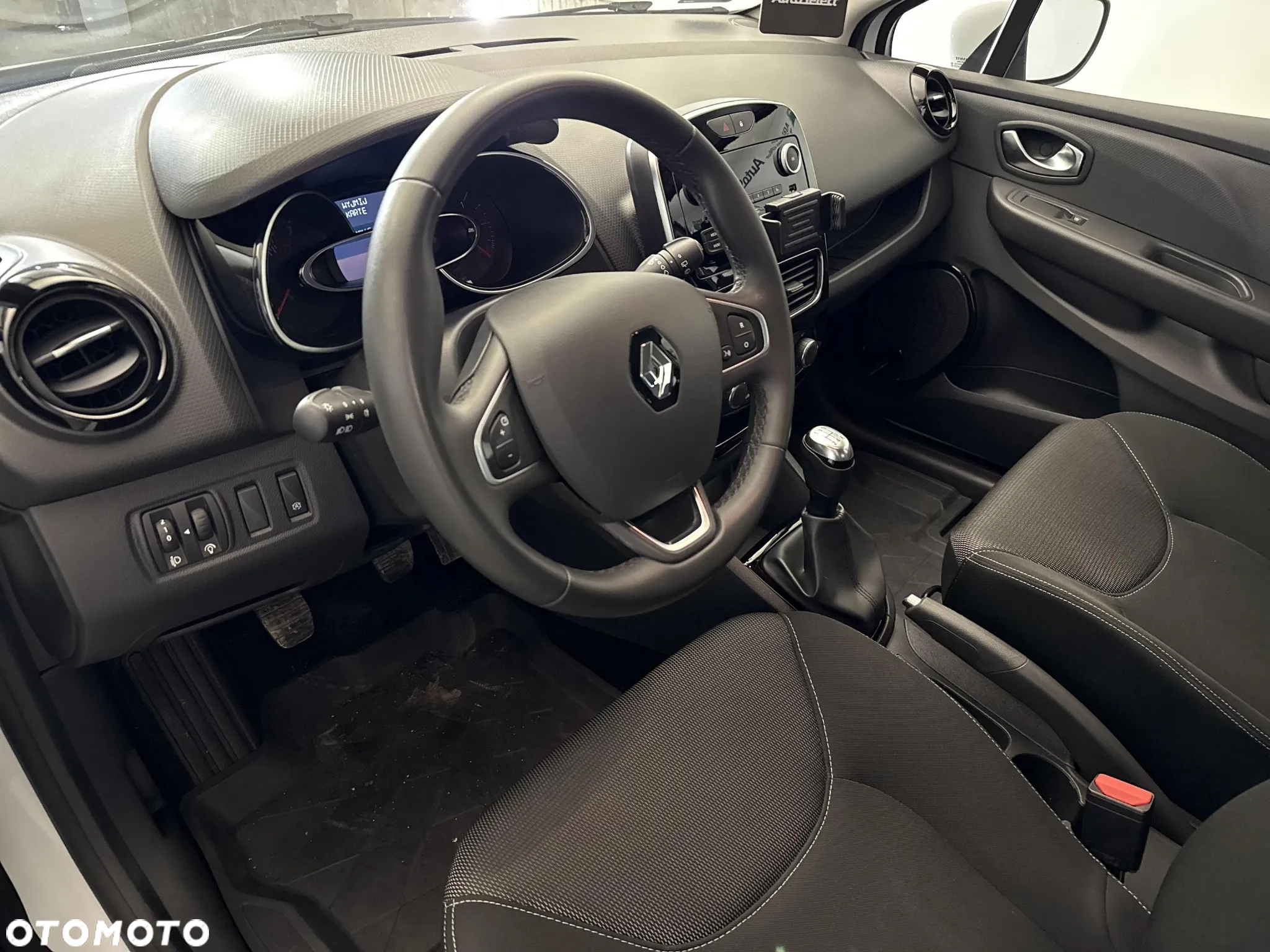Renault Clio 0.9 Energy TCe Zen - 11