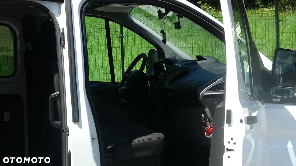 Ford Transit Custom 290 L2H1 Limited - 29