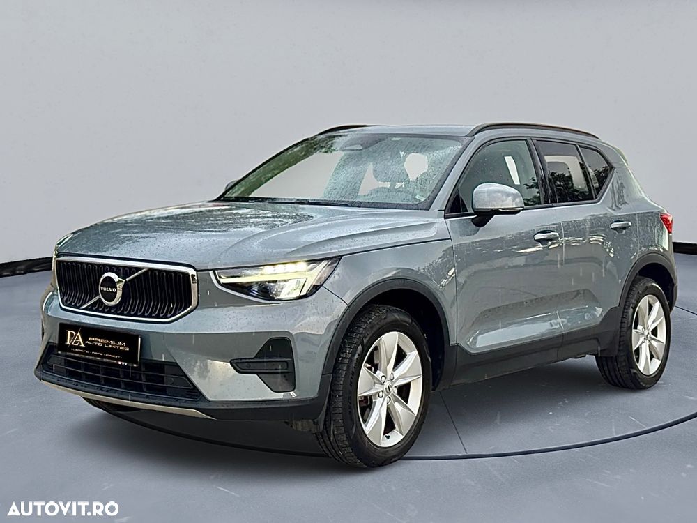 Volvo XC 40 B3 AT FWD MHEV Plus Dark - 2