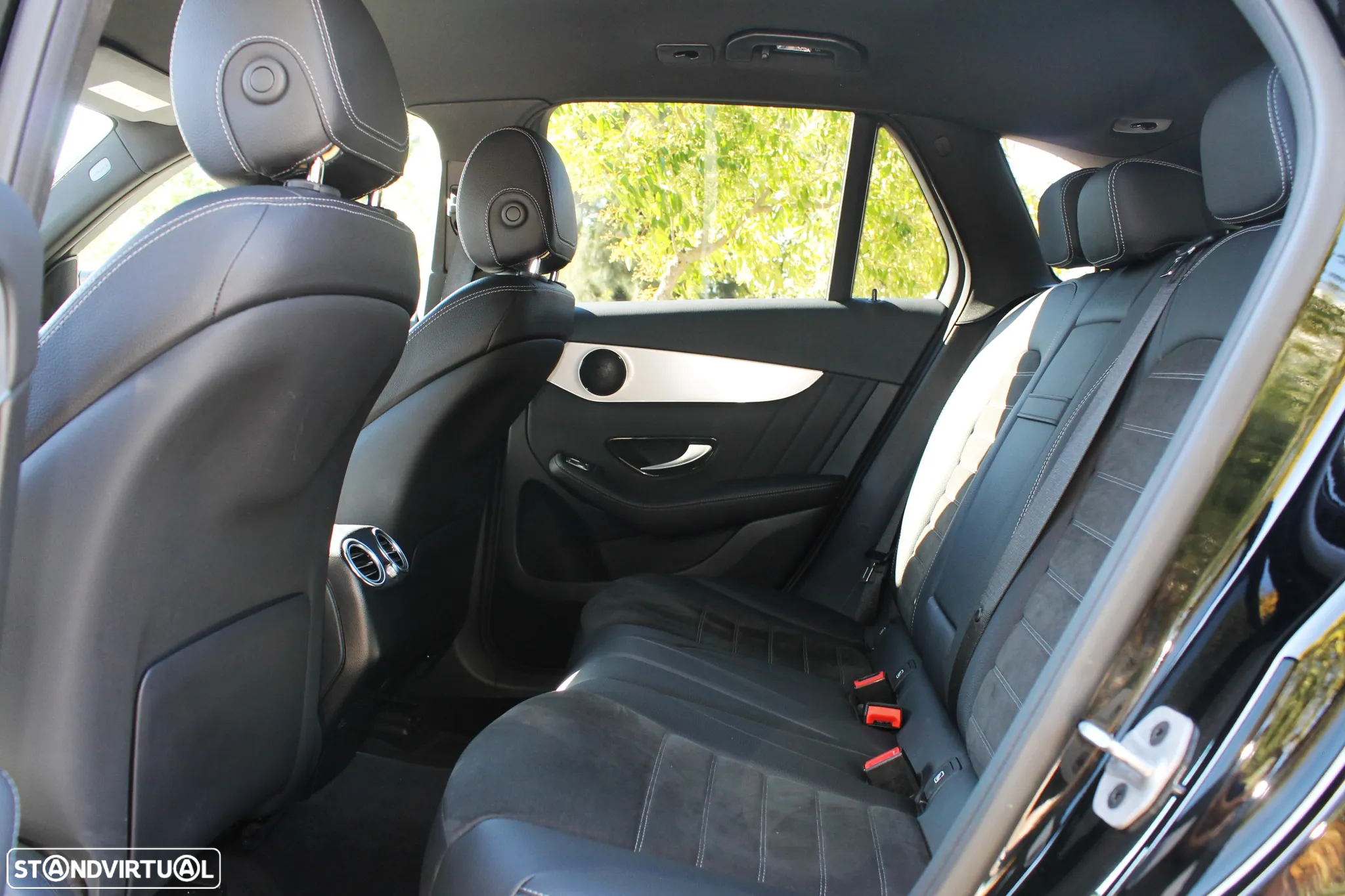 Mercedes-Benz GLC 300 de 4Matic - 22