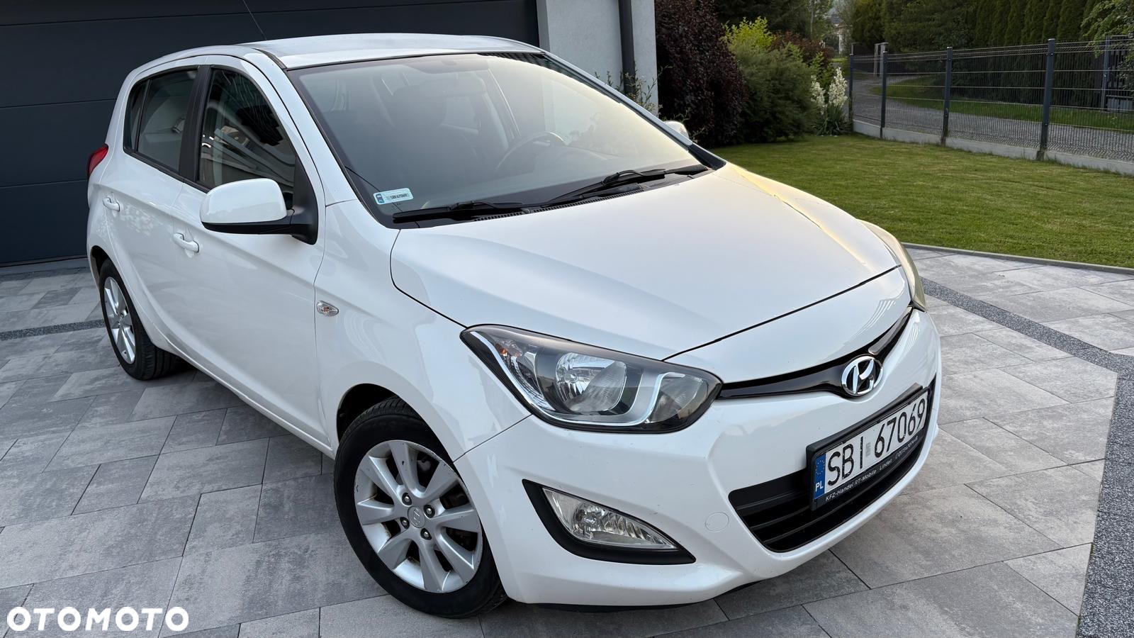 Hyundai i20 1.25 Classic + - 13