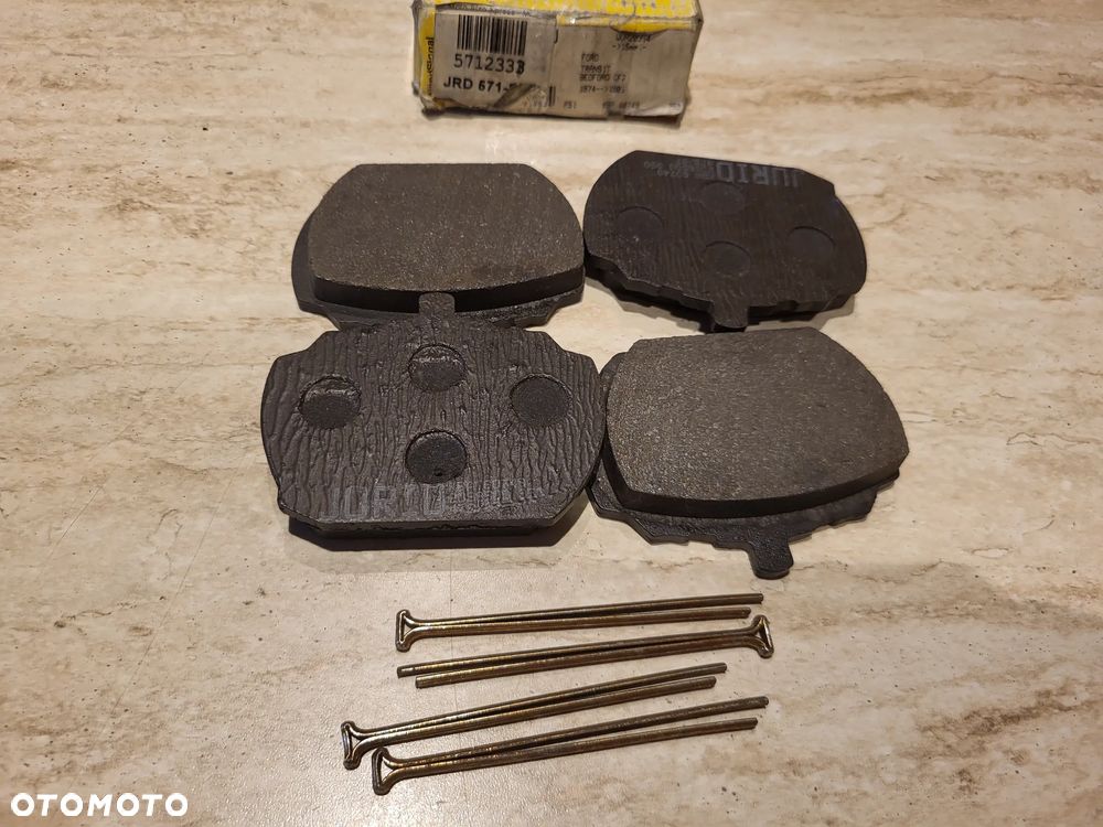 20364 Klocki hamulcowe  GR 15 PRZÓD VECO DAILY II; ALFA ROMEO AR 8; FORD TRANSIT; LAND ROVER DISCOVERY I, RANGE ROVER I; LDV FREIGHT ROVER SHERPA; ROVER 2000-3500 2.0-4.0 06.76-10.98