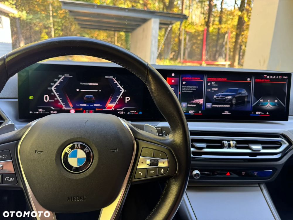 BMW Seria 3 318d Sport Line Shadow - 21
