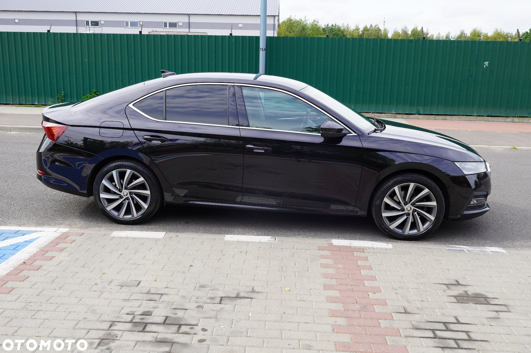 Skoda Octavia 2.0 TDI 4x4 Style DSG - 3