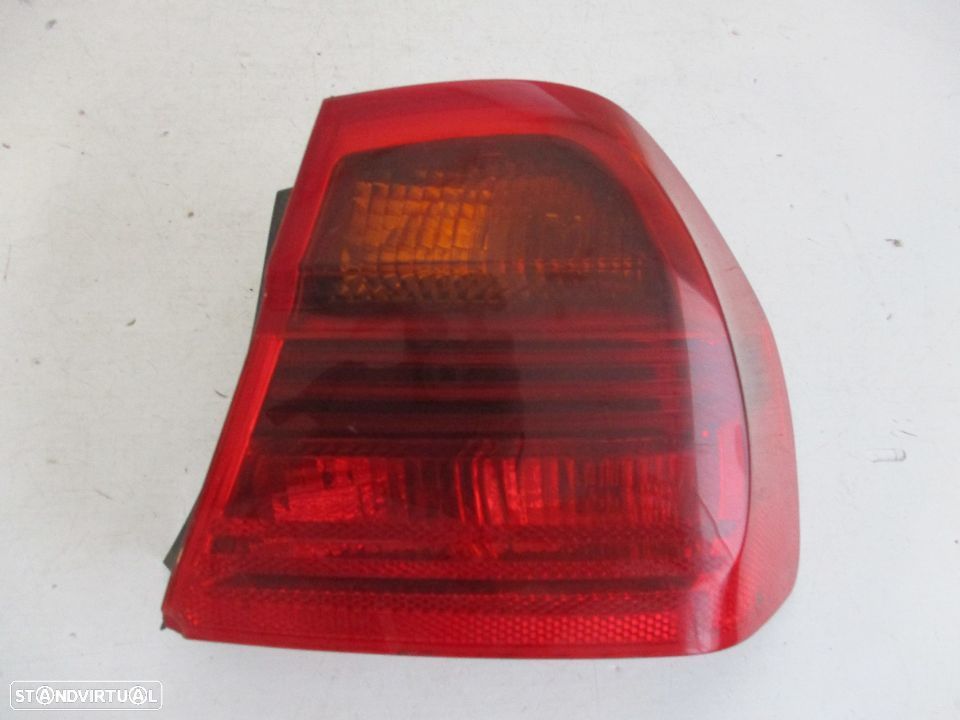 Farol Farolim Tras BMW E90 Serie 3 Direito - 2