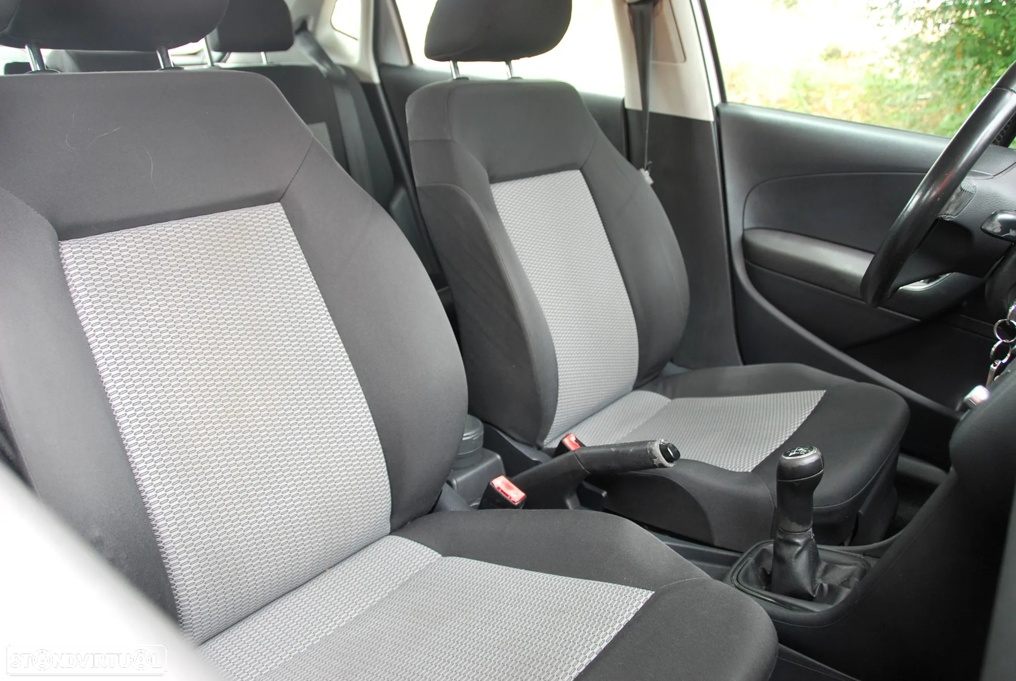 VW Polo 1.2 Confortline - 16